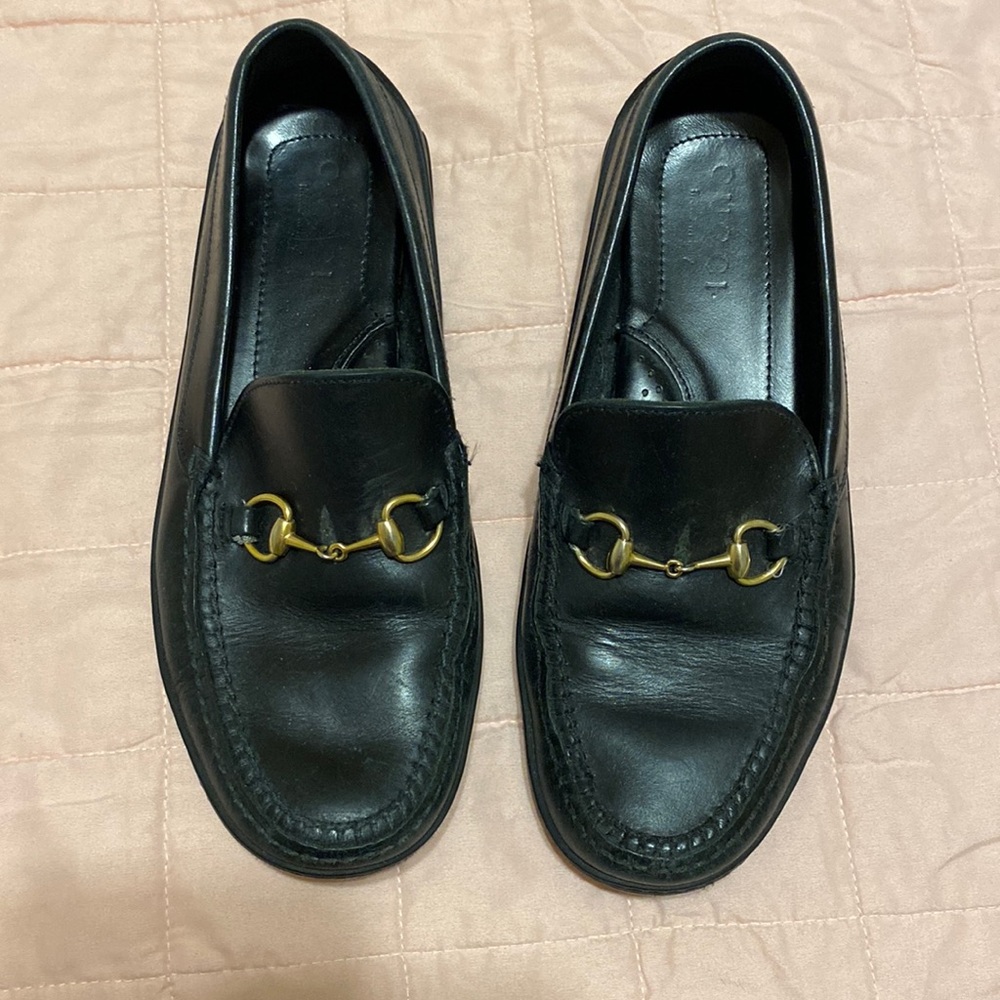 Gucci Black Leather Loafers with Horsebit Gold Hardware - Picture 4 of 11